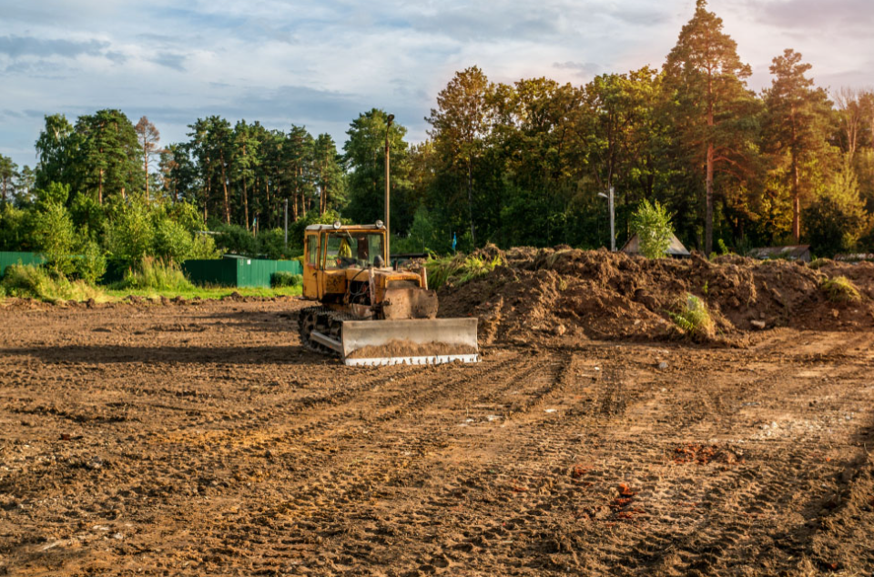 What are the top reasons to find experienced land clearing services in Auckland?